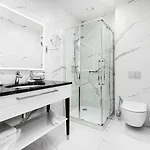 Grand Park Hotel 4*