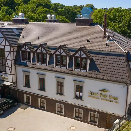 Grand Park Otel