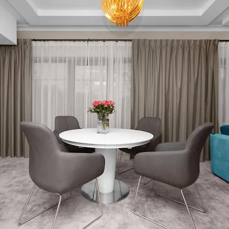 Grand Park Hotel 4*