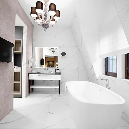 Grand Park Hotel 4*