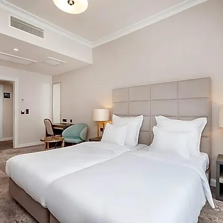 Hotel Grand Park